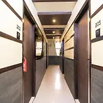 Oyo 8657 Hotel Acumen