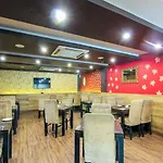 Oyo 8657 Hotel Acumen